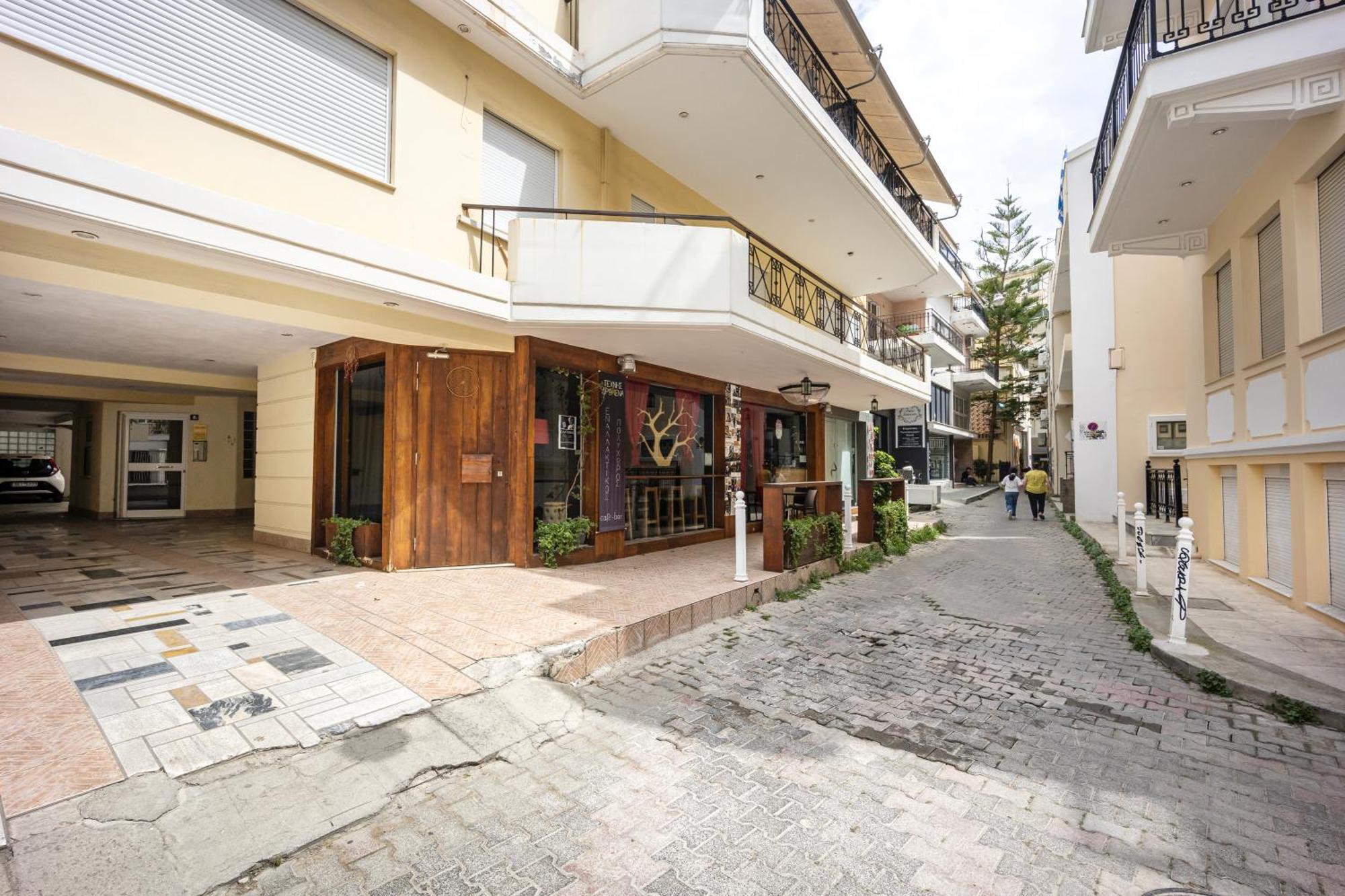 Fabulous Central Apartment Close To The Sea! Chalkís المظهر الخارجي الصورة